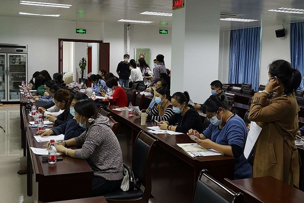 農(nóng)藥殘留檢測儀.jpg 農(nóng)藥殘留檢測儀.jpg